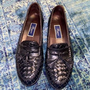 Bragano Italian hand weave black leather loafers